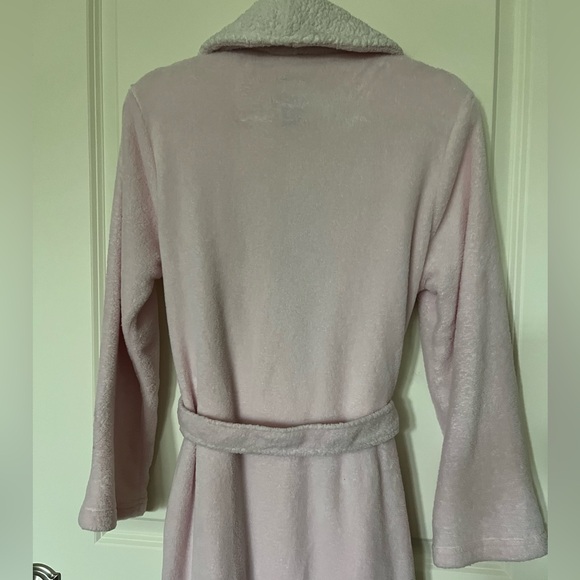 Laura Ashley Robe - Picture 5 of 8